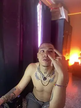 AlphaMasterXxx online show from March 9, 4:00 pm