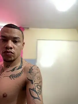 AlphaMasterXxx online show from April 3, 4:49 pm