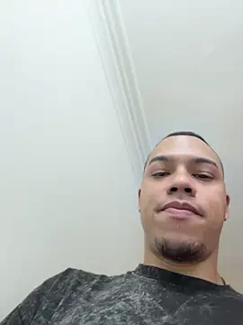 AlphaMasterXxx online show from April 13, 5:51 pm