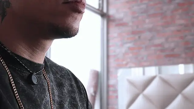 AlphaMasterXxx online show from April 20, 7:37 pm