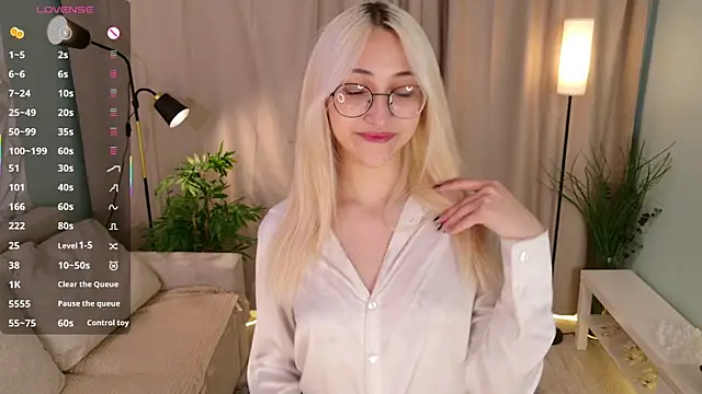 Marry sharp online show from November 6, 9:05 pm