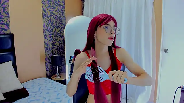 Snapshot of mysterius_boy chatting on October 13, 1:00 pm mysterius boy online show from October 13, 1:00 pm