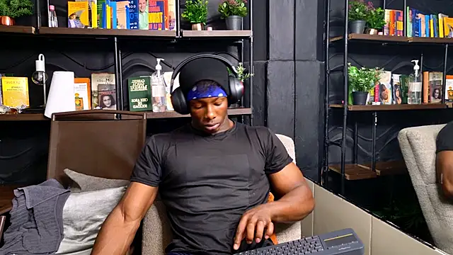 Snapshot of dalton_asher chatting on December 3, 6:21 am dalton asher online show from December 3, 6:21 am