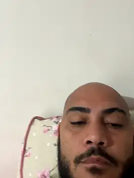 Snapshot of Morenocasado34liberal chatting on September 24, 1:25 pm Morenocasado34liberal online show from September 24, 1:25 pm