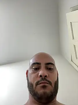 Snapshot of Morenocasado34liberal chatting on January 12, 6:18 am Morenocasado34liberal online show from January 12, 6:18 am