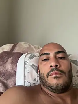 Snapshot of Morenocasado34liberal chatting on February 8, 6:44 pm Morenocasado34liberal online show from February 8, 6:44 pm