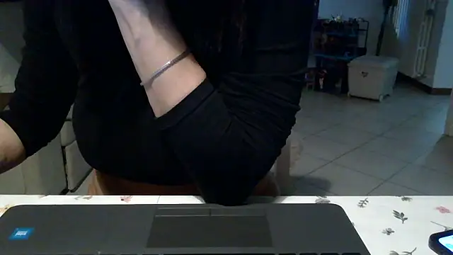 Snapshot of Melissa764 chatting on October 24, 2:57 pm Melissa764 online show from October 24, 2:57 pm