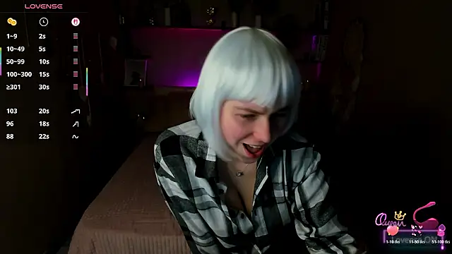 EvaCrosby online show from March 12, 3:45 am