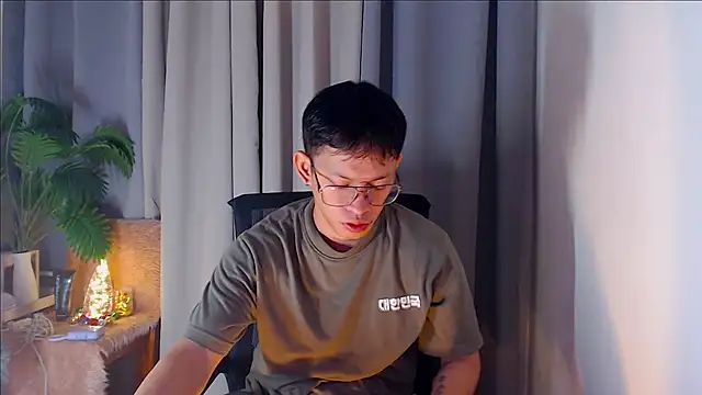 pinkcock froi2305 online show from October 6, 1:03 am