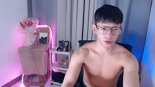 pinkcock froi2305 online show from March 25, 9:10 pm