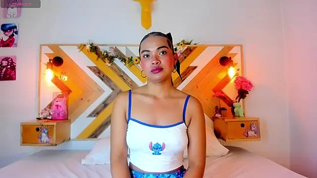 SoleneFontaine online show from October 15, 12:27 pm