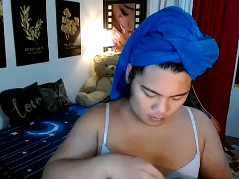 TSbrianaHugeCock online show from November 15, 7:43 pm