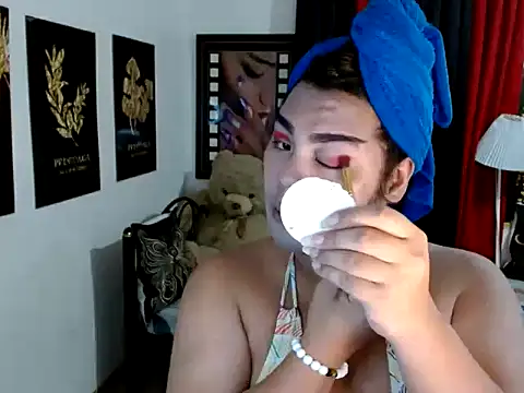 TSbrianaHugeCock online show from April 21, 2:01 pm