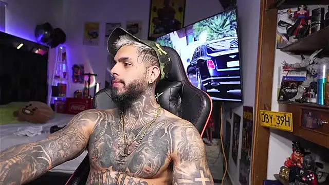 logan hugh8 online show from March 19, 6:12 pm