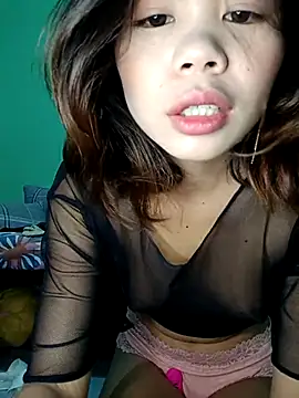 Snapshot of Sexxie_Ella22 chatting on September 28, 7:41 pm Sexxie Ella22 online show from September 28, 7:41 pm