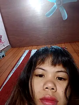 Snapshot of Sexxie_Ella22 chatting on October 21, 8:09 pm Sexxie Ella22 online show from October 21, 8:09 pm