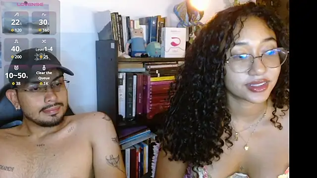 Snapshot of helios_clitiaxx chatting on October 28, 1:53 am helios clitiaxx online show from October 28, 1:53 am