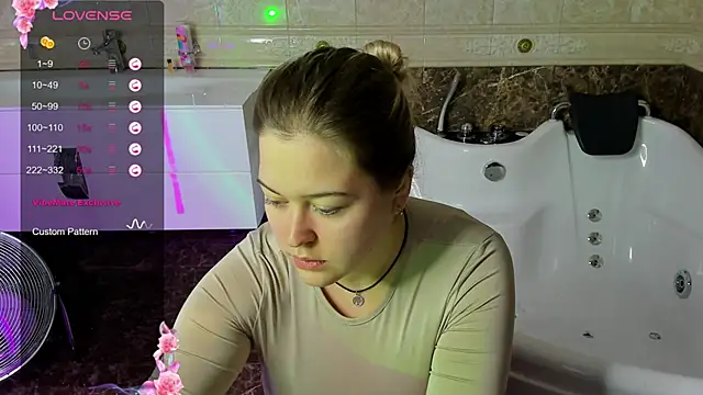 HelenHartt online show from November 10, 1:59 am