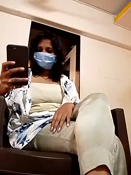 Love Foreverr12 online show from October 6, 10:23 am