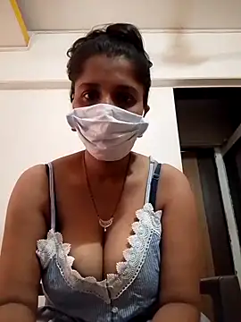 Love Foreverr12 online show from October 16, 4:46 am