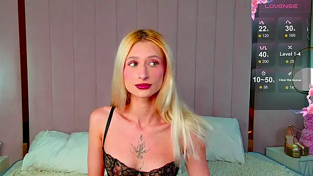 Monica Leen online show from September 22, 6:26 am