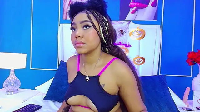 Snapshot of AngelaRoberts chatting on October 27, 4:27 am AngelaRoberts online show from October 27, 4:27 am