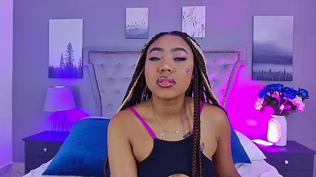 Snapshot of AngelaRoberts chatting on November 20, 4:56 am AngelaRoberts online show from November 20, 4:56 am