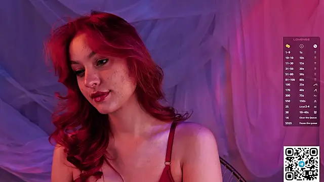 GildedKitten online show from February 14, 8:27 pm