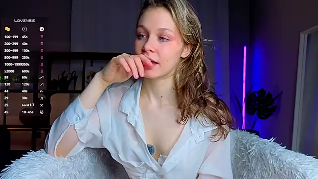 Tender beauty online show from May 26, 6:37 pm