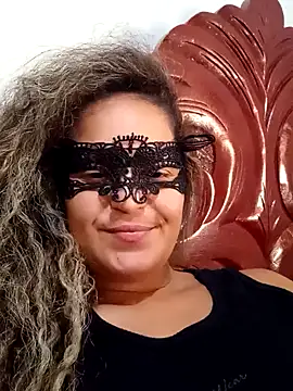 Snapshot of RaphinhaSanches chatting on October 25, 4:46 pm RaphinhaSanches online show from October 25, 4:46 pm