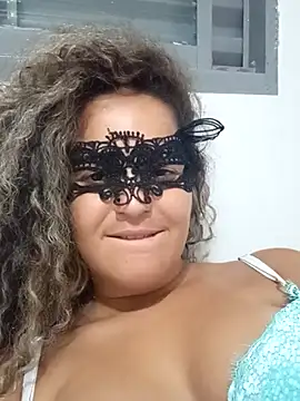 Snapshot of RaphinhaSanches chatting on December 3, 11:36 pm RaphinhaSanches online show from December 3, 11:36 pm