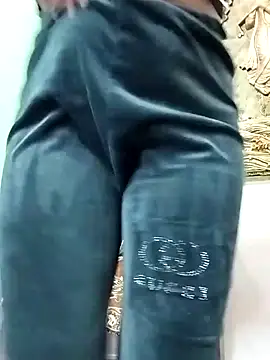 Snapshot of Laxmi_89 chatting on December 5, 3:04 am Laxmi 89 online show from December 5, 3:04 am