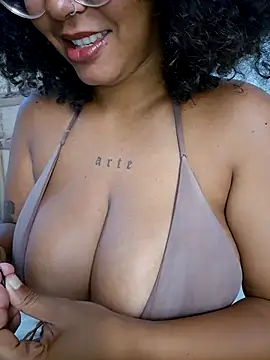 Snapshot of afrodeusa chatting on November 14, 12:04 pm afrodeusa online show from November 14, 12:04 pm