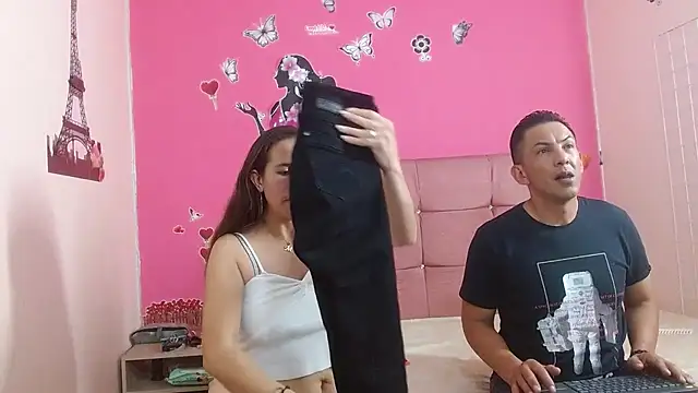 mollyandsam303av online show from November 19, 4:23 am