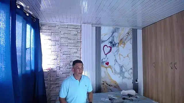 mollyandsam303av online show from March 1, 8:11 pm