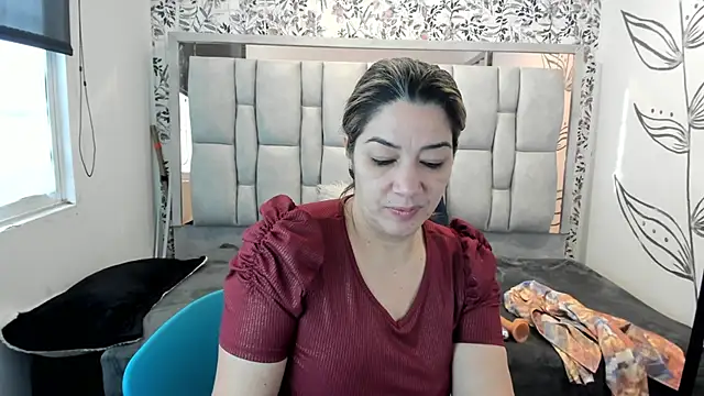 Chanel  Rose   online show from September 13, 12:05 pm