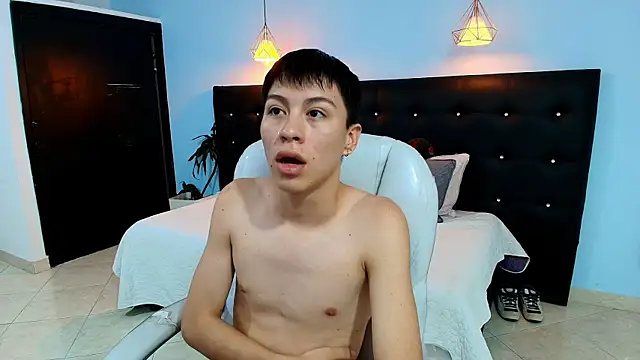 Snapshot of Abraham_horny18 chatting on September 23, 8:12 pm Abraham horny18 online show from September 23, 8:12 pm