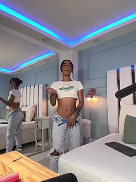 AriaHart Oficial online show from October 14, 12:06 pm