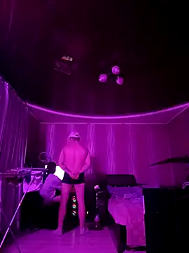 IVANUCHSEX online show from March 12, 11:00 pm