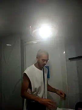 MarcusRain  online show from October 27, 2:32 pm