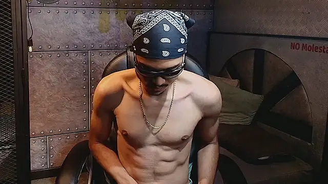 MarcusRain  online show from February 22, 9:41 am