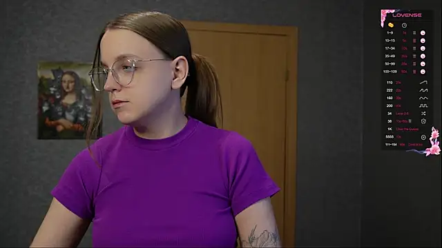 Violetwin online show from April 10, 5:39 pm