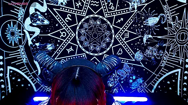 naomi satan online show from September 26, 10:14 pm