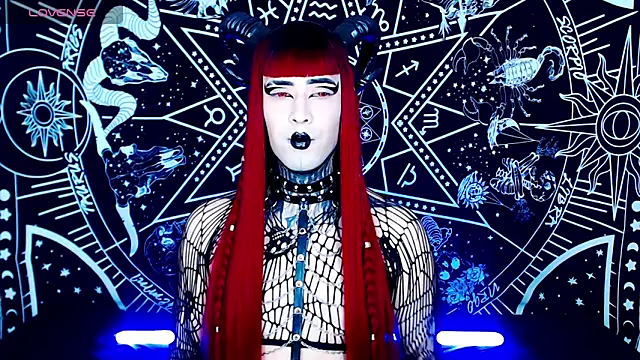 naomi satan online show from September 28, 11:43 pm