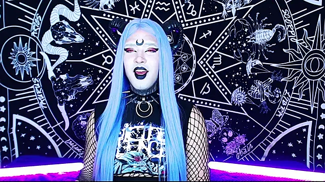 Snapshot of naomi_satan chatting on April 8, 10:32 pm naomi satan online show from April 8, 10:32 pm