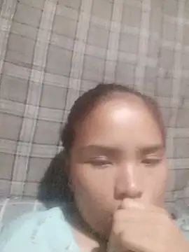 Snapshot of Sexy-Mama25 chatting on October 3, 8:44 am Sexy-Mama25 online show from October 3, 8:44 am