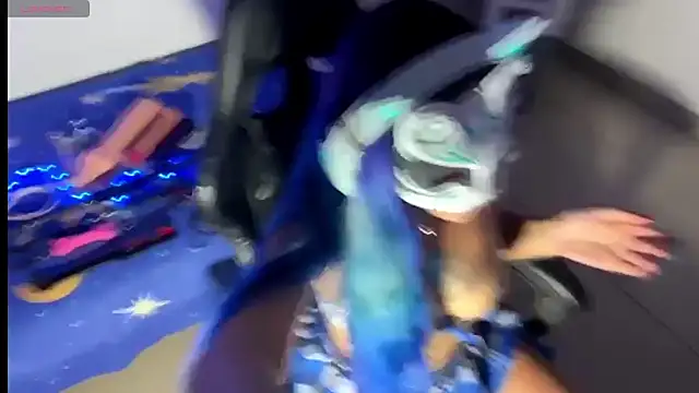 Snapshot of bluesubmissive chatting on September 21, 4:47 am bluesubmissive online show from September 21, 4:47 am