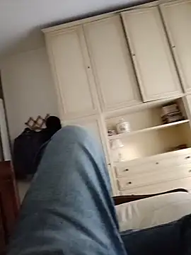 Empi19cm online show from April 21, 5:28 pm