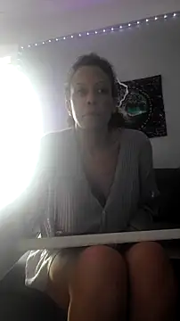 puddled wonderland online show from November 5, 3:01 pm