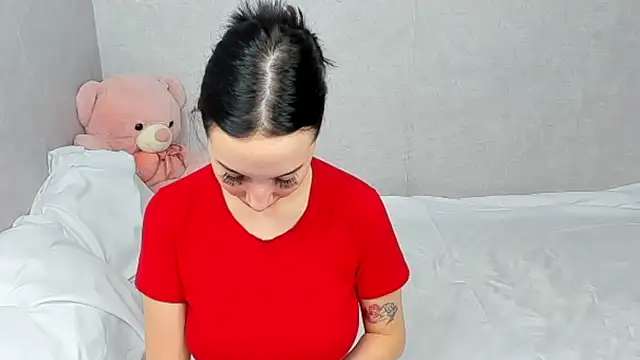 Snapshot of EileenMoores chatting on February 19, 3:08 pm EileenMoores online show from February 19, 3:08 pm